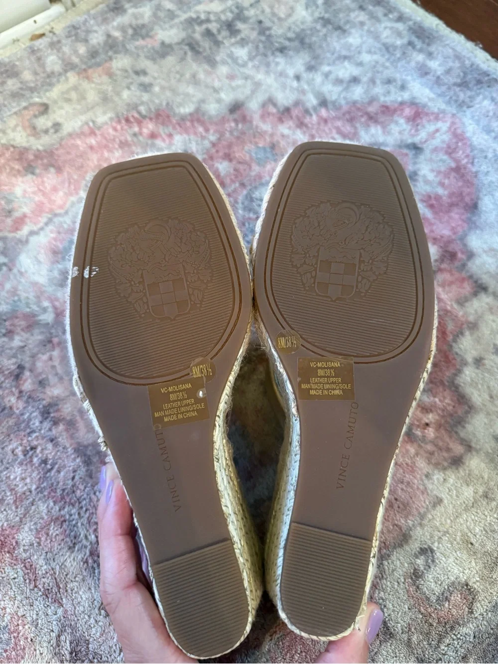 Vince Camuto like new